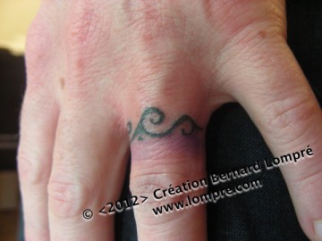 Tatoo-polynesien-bague-homme 